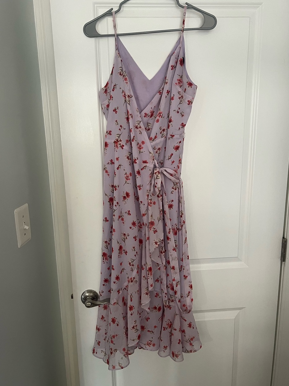 Lulu’s Lilac Floral Midi Wrap Dress - Size L